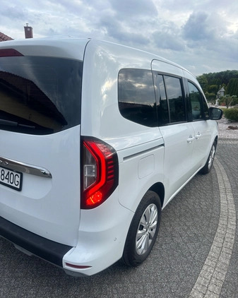 Renault Kangoo cena 89000 przebieg: 17000, rok produkcji 2022 z Konin małe 596